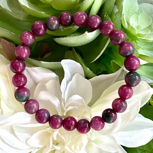 NWOT Genuine Ruby And Zoisite Gemstone Bracelet - Picture 10 of 15